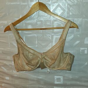 Cacique unlined full coverage cream  wired bra
